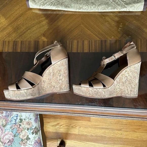 Tory Burch Leather Wedge Strappy Slingback Sandals Cork - Picture 2 of 9